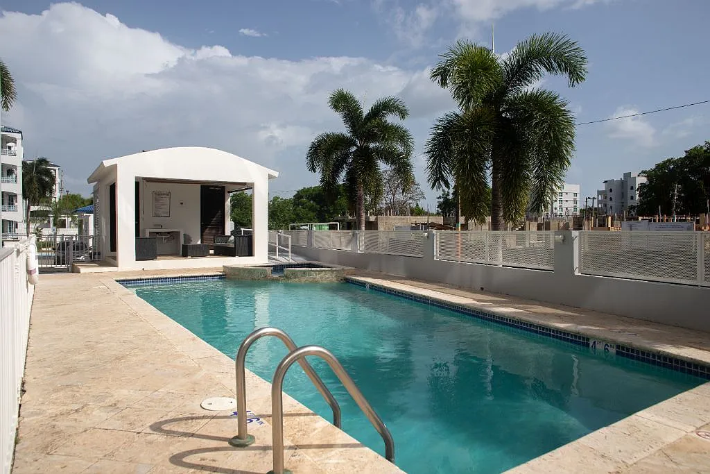 2 bed, 2.0 bath, 1042 sqft, $1,800 — Photo 1