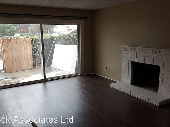 3rd image of 20454 Osage Ave APT A