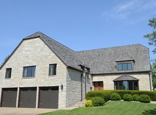 515 Sunrise Dr, Chenoa, IL 61726
