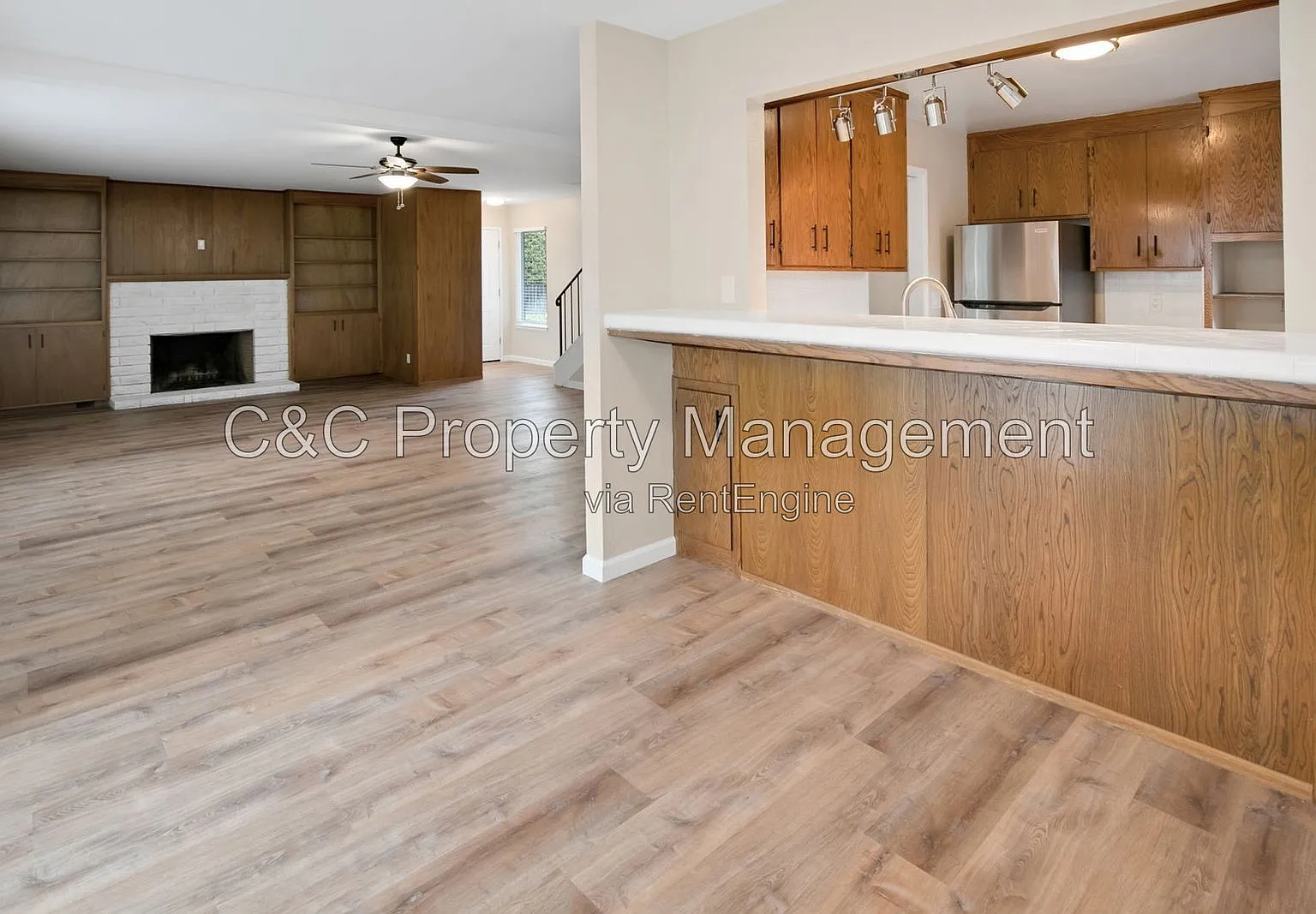 2 bed, 2.5 bath, 1200 sqft, $3,200 — Photo 3
