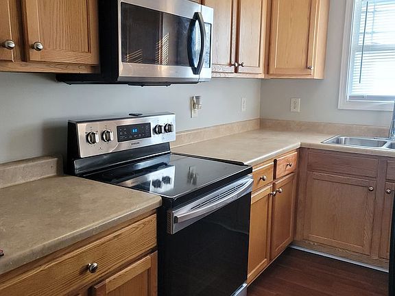 5th image of 325 Tokay Dr