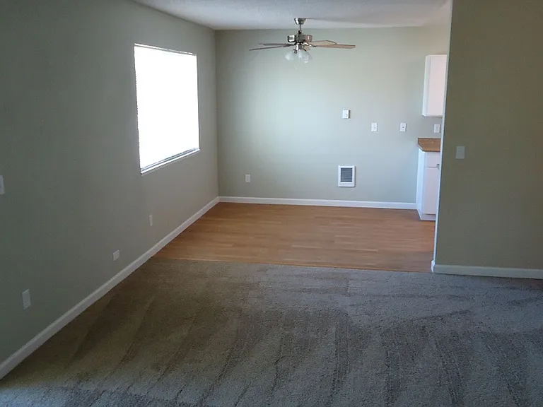 Glenview West Apartments — Photo 34