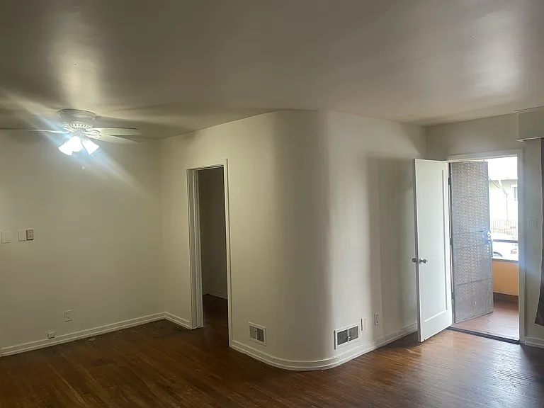 201 S Rampart Blvd #A — Photo 15