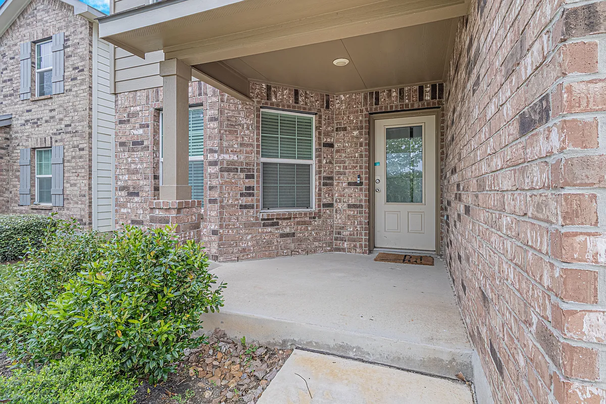 Building Photo - 7019 Capella Cir