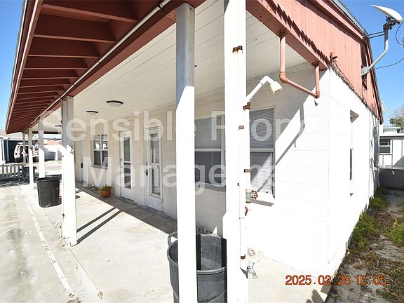 4th image of 146 Coral Ave #B