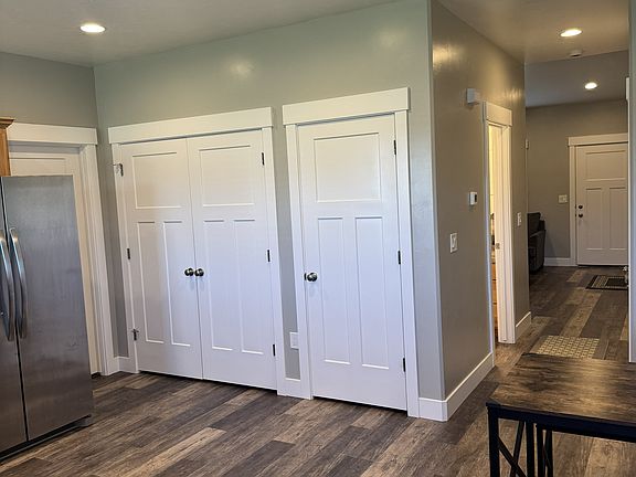 4th image of 367 W 135 N