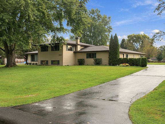 4th image of 3819 Mill Rd