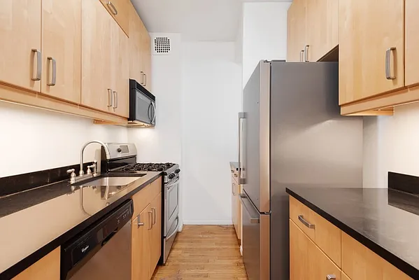 Rented by Corcoran | media 6