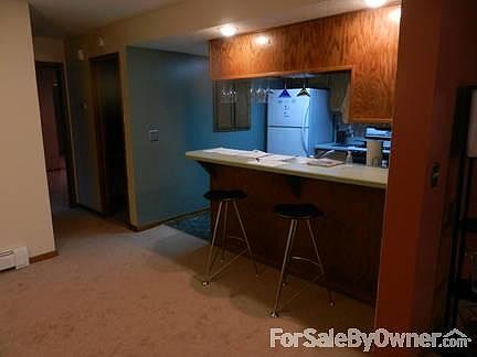 Breakfast bar