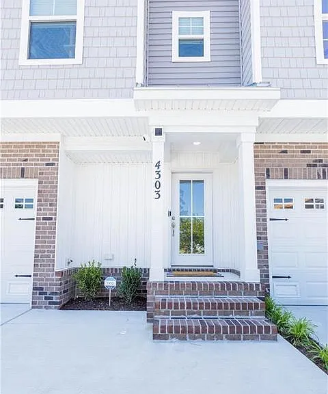 4303 Pinter Ln — Photo 1