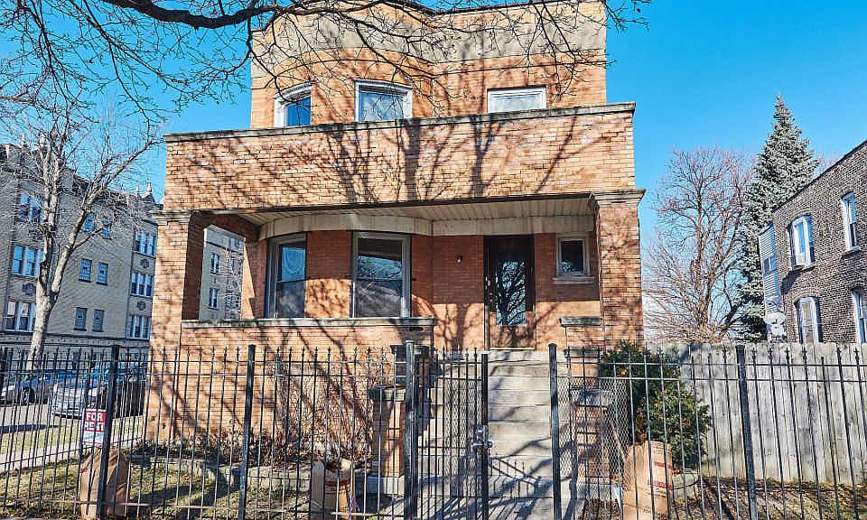 1st image of 3424 W Franklin Blvd