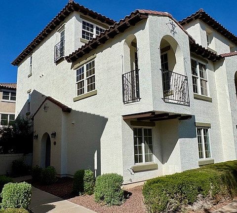 3rd image of 3651 E Leslie Dr