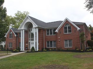 4391 S Buffalo St APT 8, Orchard Park, NY 14127