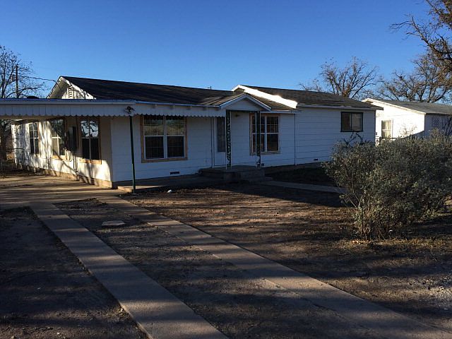 1st image of 715 E 22nd St