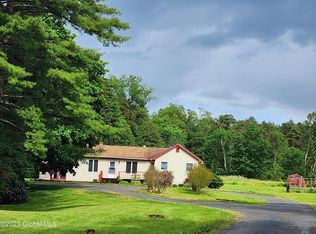 56 White Creek Rd, Eagle Bridge, NY 12057