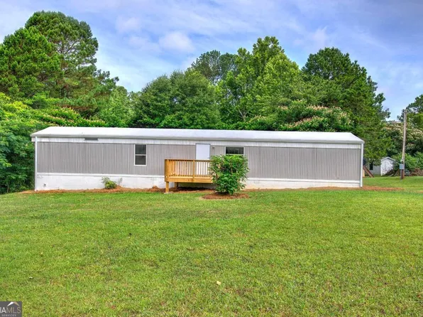 894 Frashier Rd, Carrollton, GA 30116