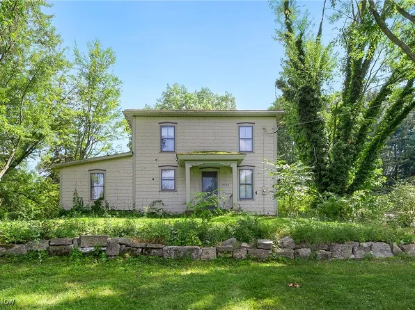 10158 Navarre Rd SW, Navarre, OH 44662