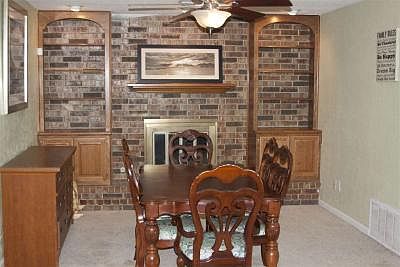 3rd image of 6822 NW Willow Creek Dr
