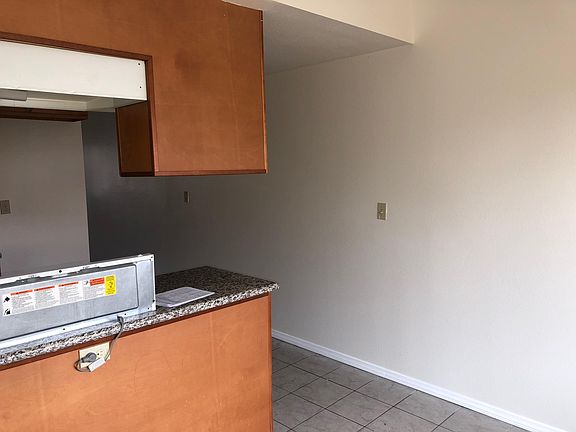 2nd image of 2161 N Towne Ave APT 6