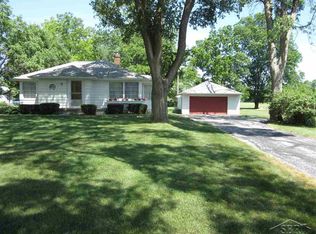 1300 Midland Rd, Saginaw, MI 48638