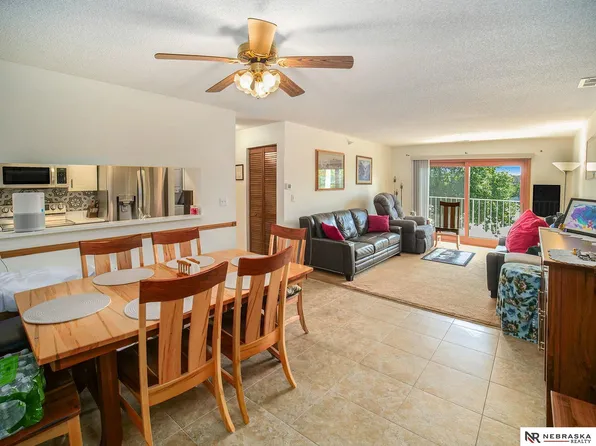 2425 Folkways Blvd APT 211, Lincoln, NE 68521
