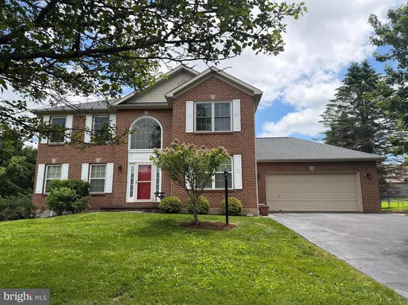 2098 Pine Cliff Rd, State College, PA 16801