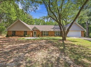 103 Johnny Rawls Rd, Mendenhall, MS 39114