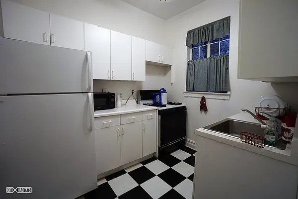 Rented by Citi Habitats | media 4