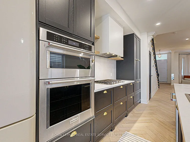 81 Major St — Photo 14