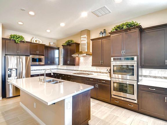 5th image of 3851 S Adobe Dr