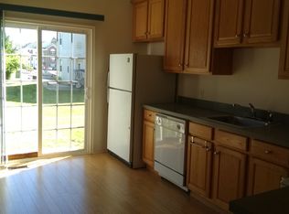 414 Birch Ct, New Brunswick, NJ 08901