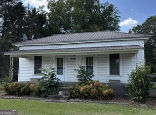 626 Rockmart Rd, Villa Rica, GA 30180