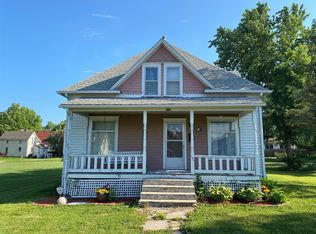 608 Pottawatomie St, Hiawatha, KS 66434