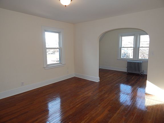 4th image of 137-51 228th Street