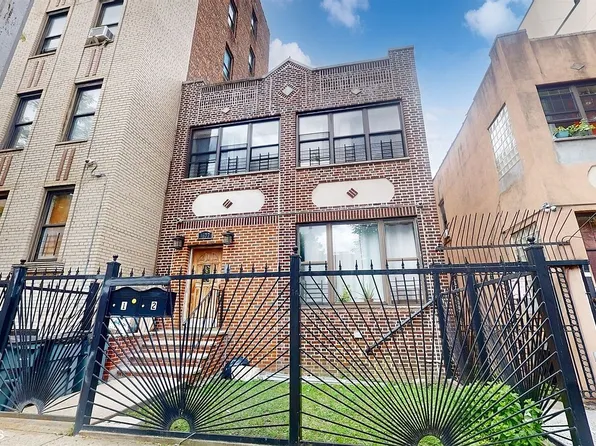 1677 Eastburn Ave, Bronx, NY 10457