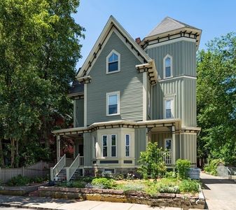 251 Lamartine St #1, Jamaica Plain, MA, 02130