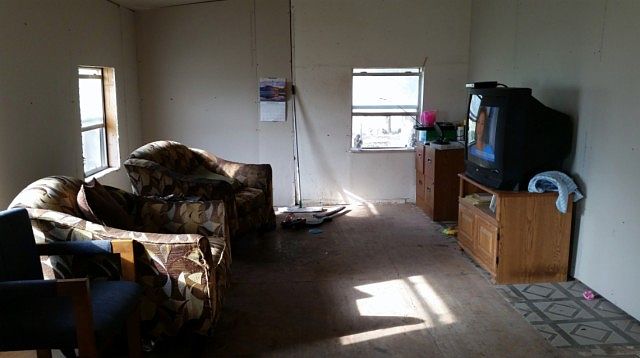 1st image of 311 S Glasscock Blvd
