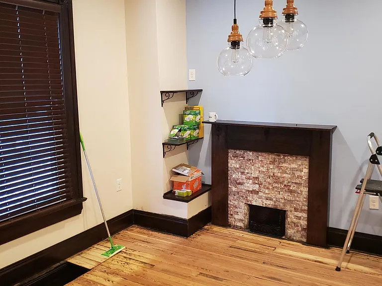 250 Linden Ave — Photo 4