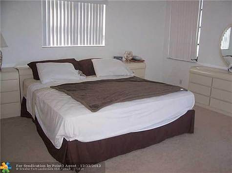 5th image of 2217 Cypress Island Dr APT 901