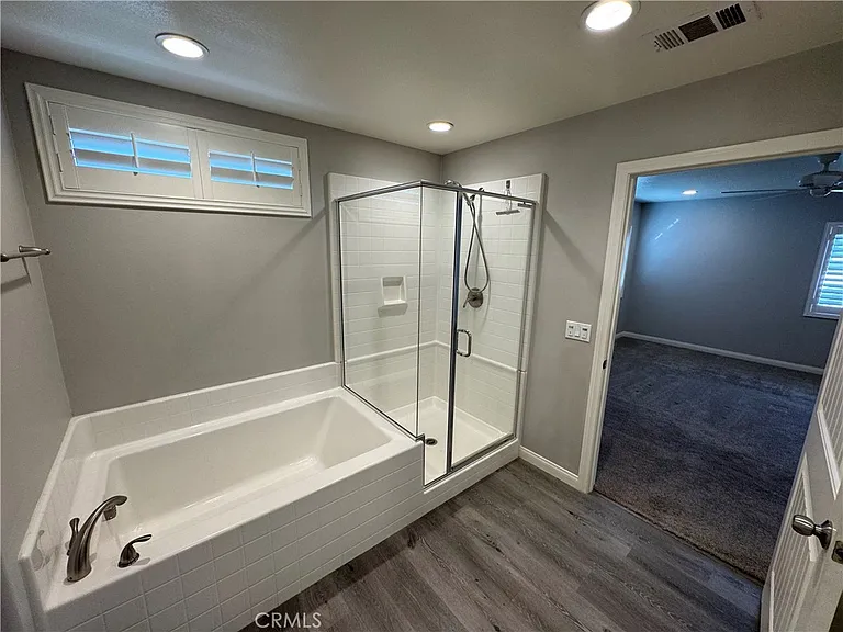 501 Villa Way — Photo 21