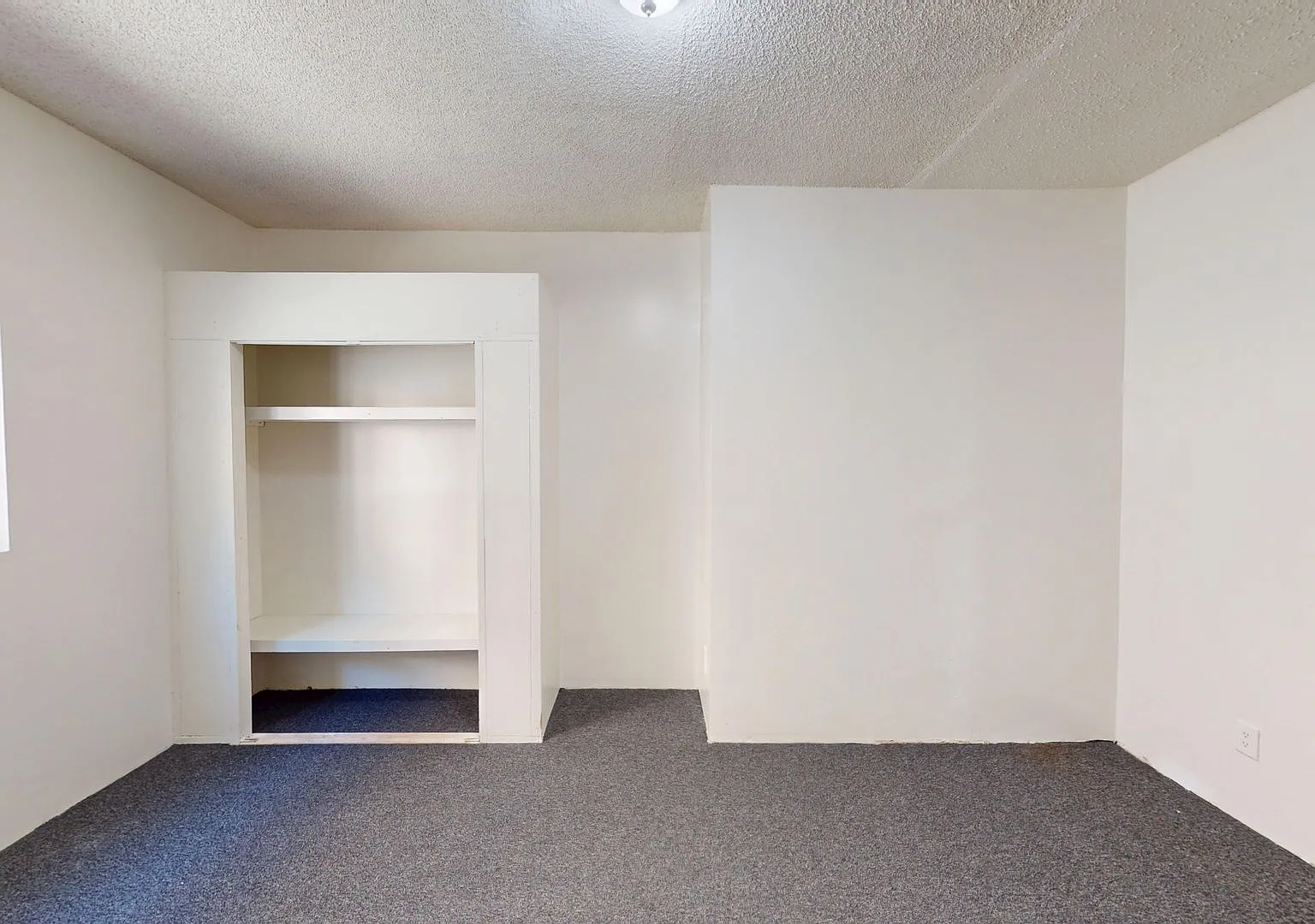 Beautiful Dormitory Style Housing Available — Photo 2
