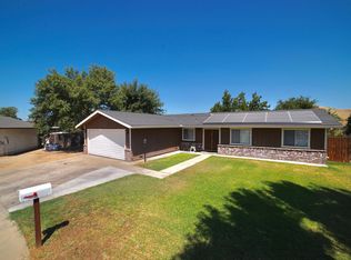 1277 Ohio Pl, Porterville, CA 93257