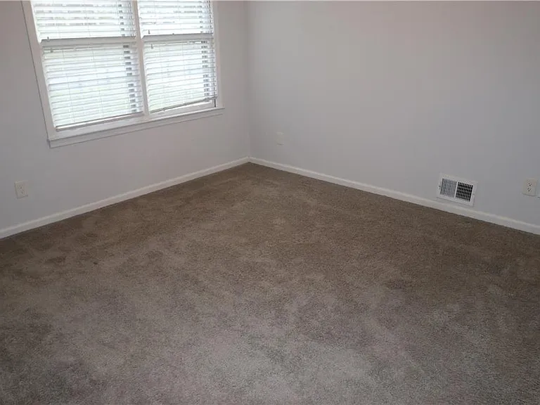 1302 Stephens St SW — Photo 11