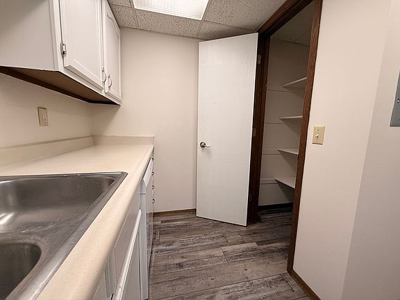 3rd image of 2602-2606 Arbor Dr #232