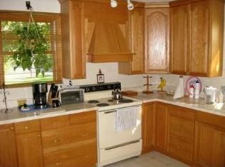 33 Lillian Ave, New Fairfield, CT 06812