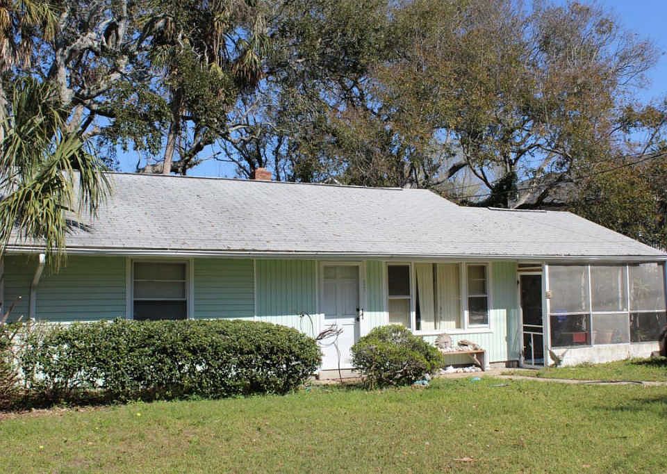2nd image of 2503 Cameron Blvd