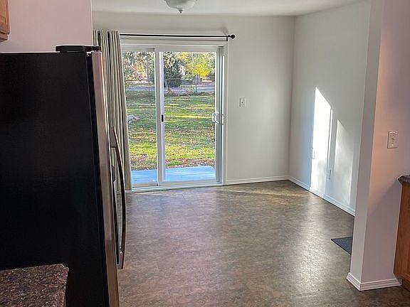 5th image of 6815 Forestlawn Ct