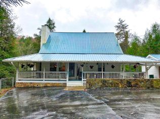 490 Hemlock Trl, Monterey, TN 38574
