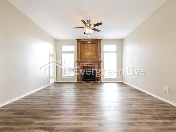 3rd image of 2204 Wheaton Dr