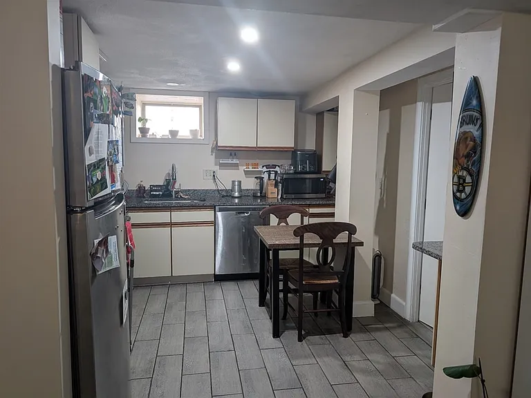 97 Nottinghill Rd #B — Photo 3
